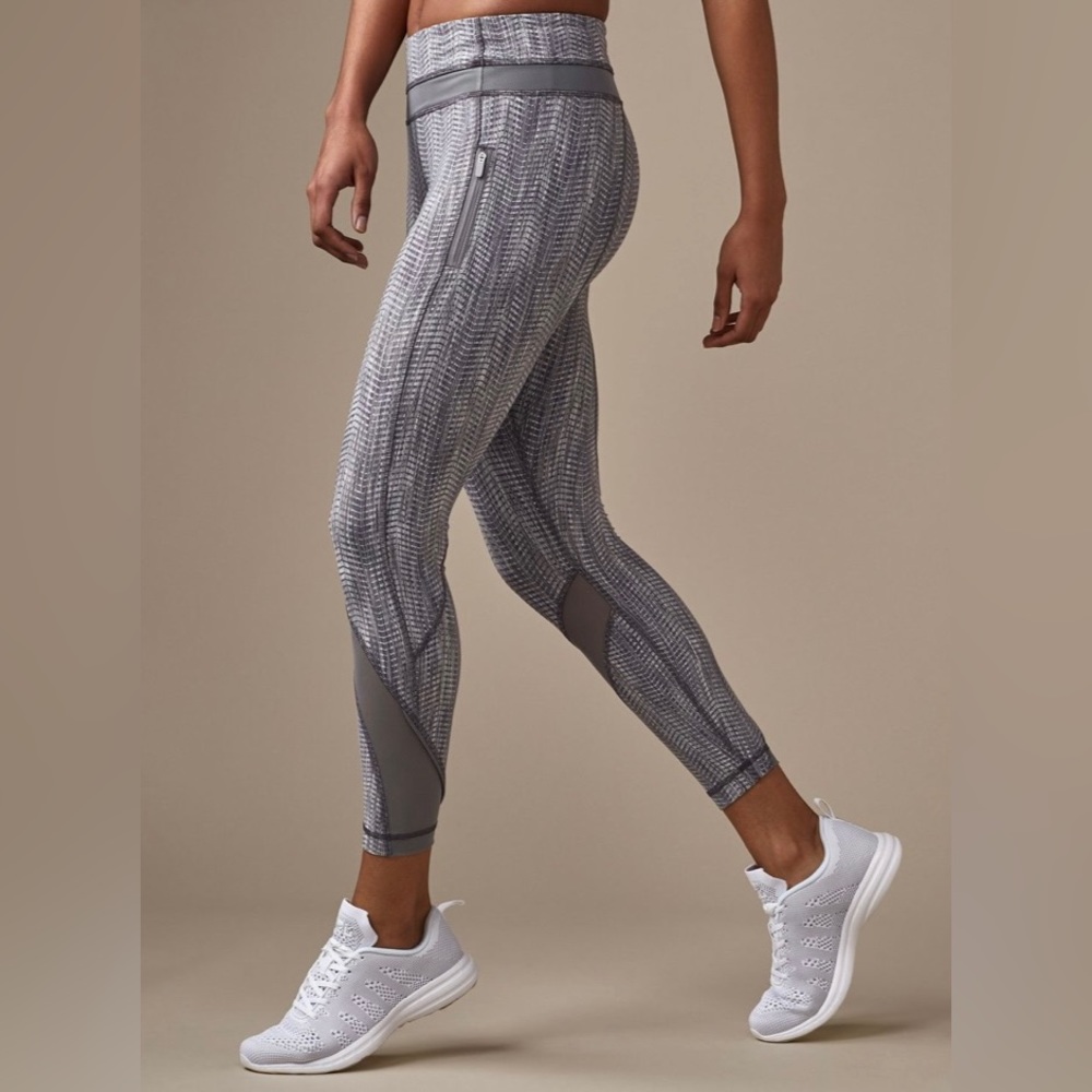 Lululemon Inspire Tight II